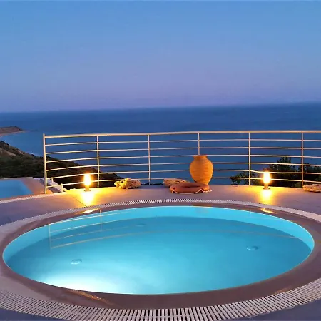 Vila Kaminia Blu