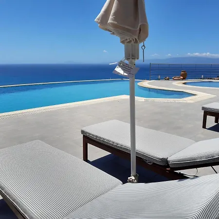 Vila Kaminia Blu